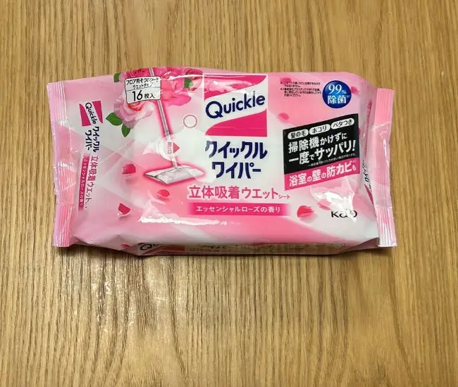 クイックルワイパーのシート（撮影：grapeライフハック編集部）