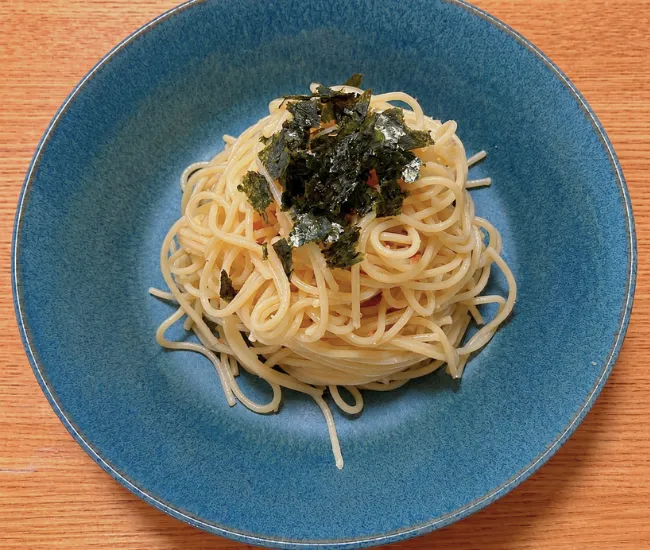 盛りつけ終わったパスタ（撮影：grapeフード編集部）