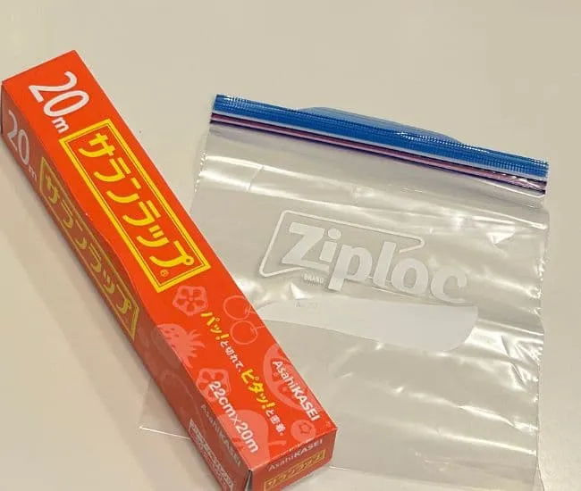 ラップとジッパーつきパック（撮影：grapeフード編集部）