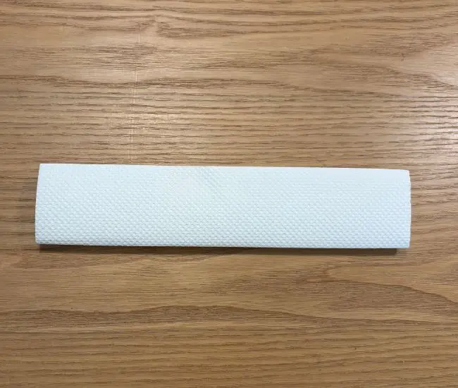 キッチンペーパーを畳んだ様子