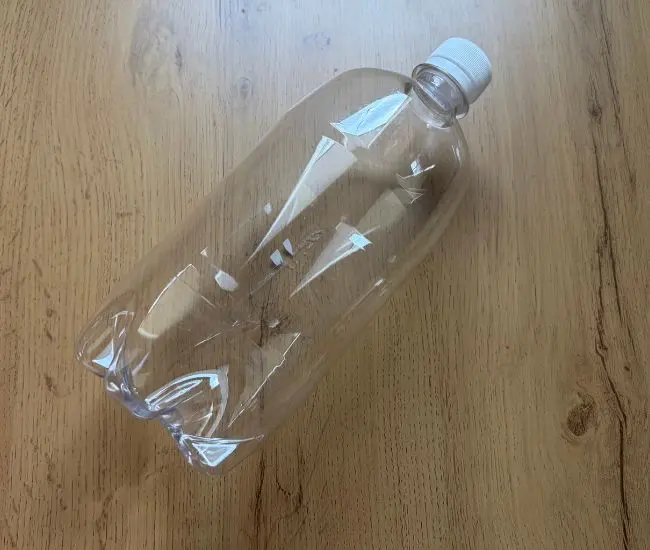 用意したペットボトル（撮影：grapeライフハック編集部）