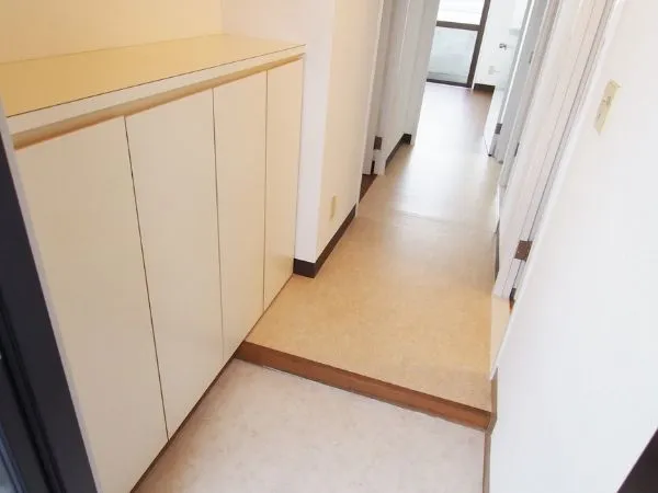 マンションの玄関