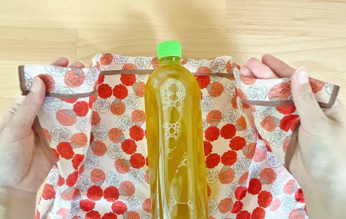 ペットボトルホルダーの手順写真（撮影：grapeライフハック編集部）