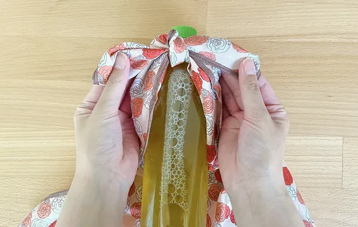 ペットボトルホルダーの手順写真（撮影：grapeライフハック編集部）
