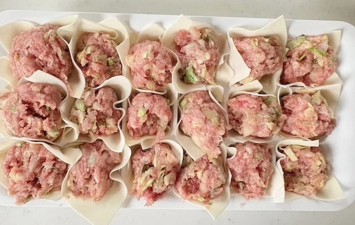 餡を絞った画像（撮影：エニママ）