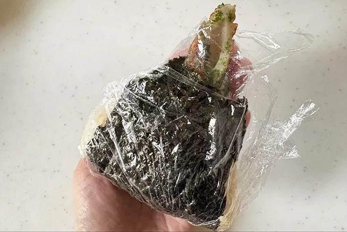 握った画像（撮影：エニママ）