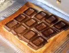 キャラメルチョコトースト