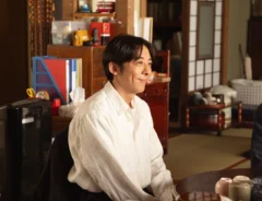 『リボーン ～最後のヒーロー～』に出演する高橋一生さんが演じる根尾光誠が写っている写真