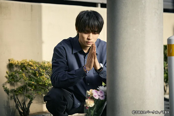 『田鎖ブラザーズ』に出演する兵頭功海さんが写る場面写真