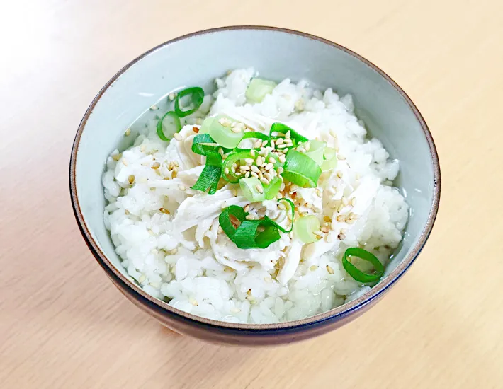 完成した『鶏のだし茶漬け』の画像（撮影：エニママ）