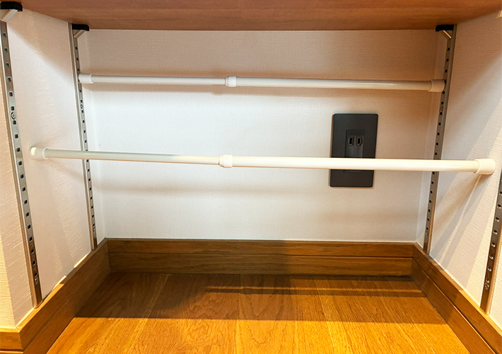 つっぱり棒の活用写真（撮影：grapeライフハック編集部）
