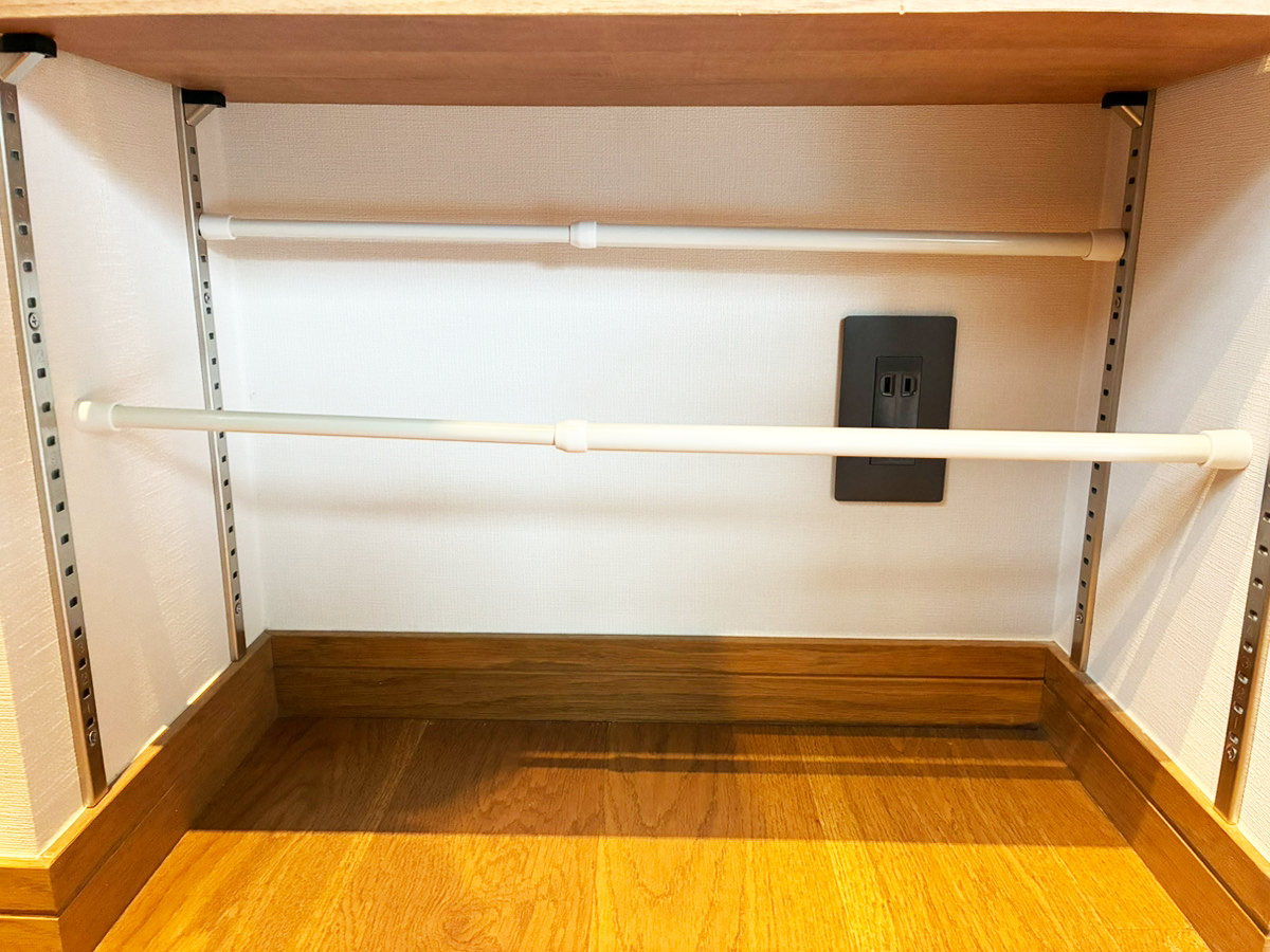 つっぱり棒の活用写真（撮影：grapeライフハック編集部）