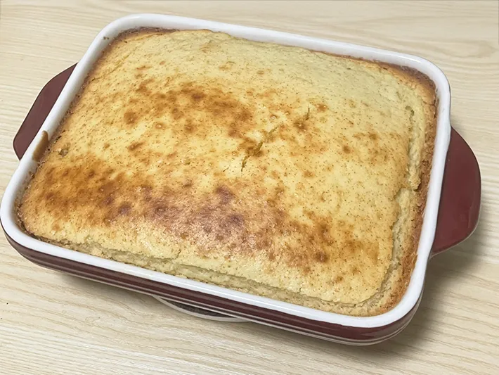 焼き上がったレモンケーキの写真（撮影：grapeフード編集部）