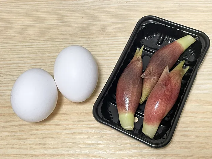 ミョウガと卵の写真（撮影：grapeフード編集部）