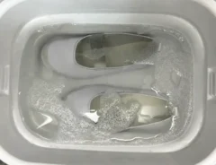 上履きの画像（撮影：Heulie）