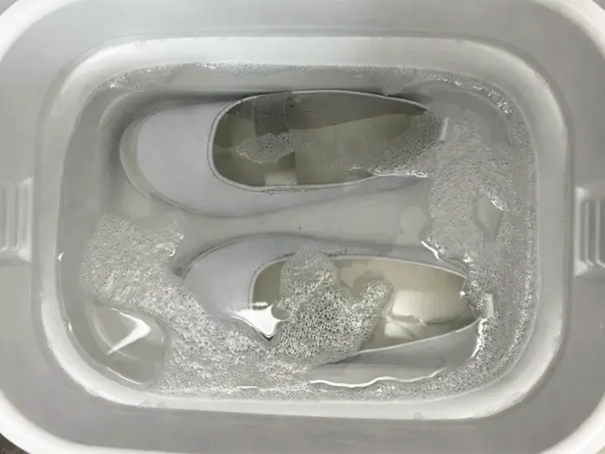 上履きの画像(撮影:Heulie)