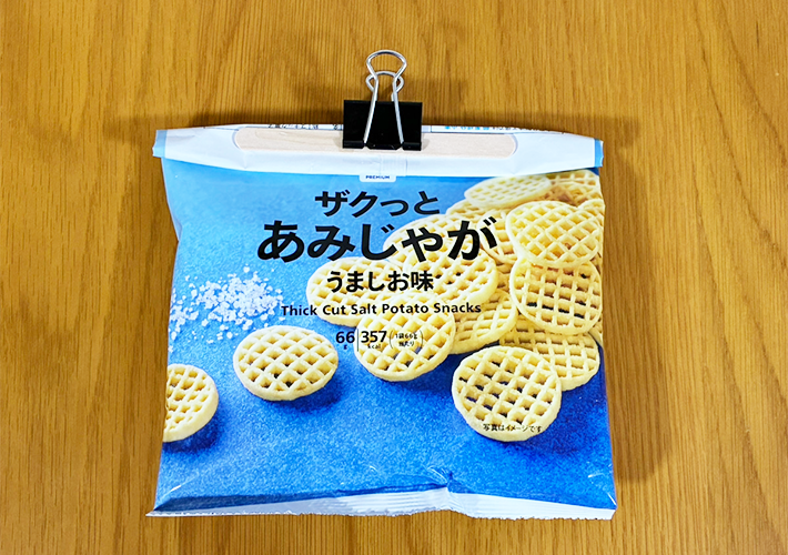 アイスの棒とダブルクリップの活用写真（撮影：grapeライフハック編集部）