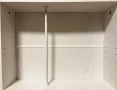 つっぱり棒の画像