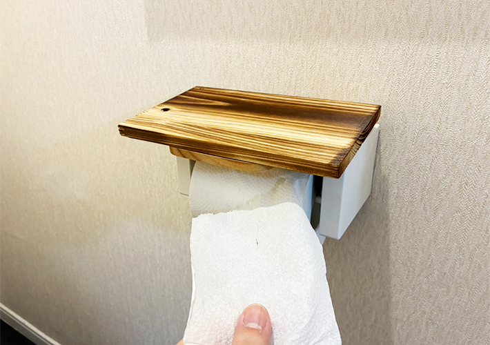 100均アイテムで作るトイレ収納グッズ写真（撮影：grapeライフハック編集部）