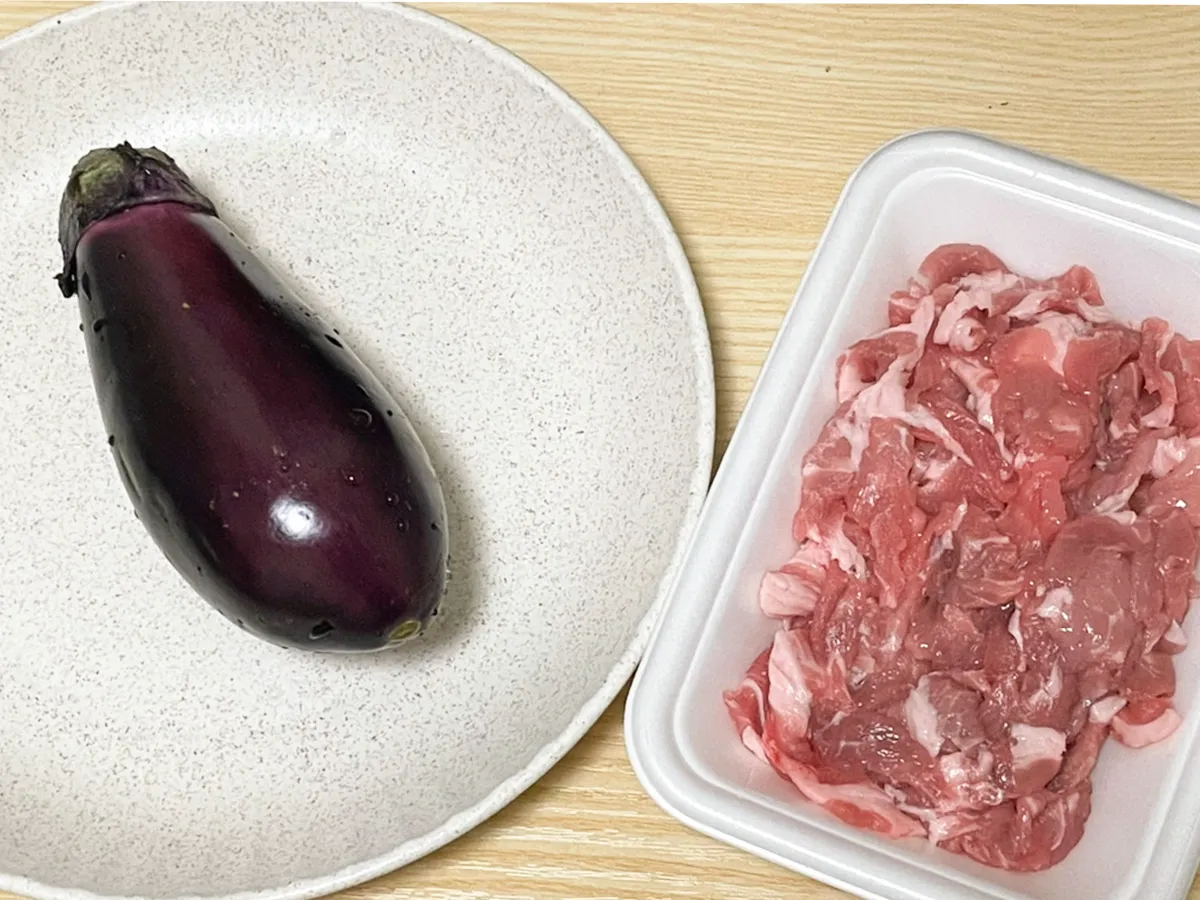 ナスと豚バラ肉の写真（撮影：grapeフード編集部）