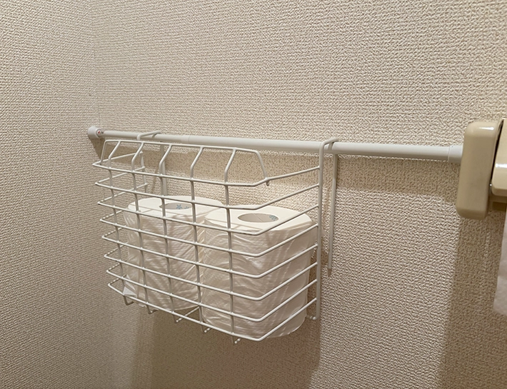 『PE棚用吊り下げワイヤーバスケット』の画像