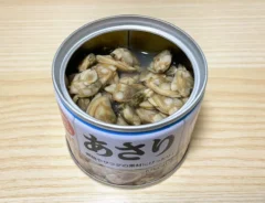 アサリの水煮缶の写真（撮影：grapeフード編集部）