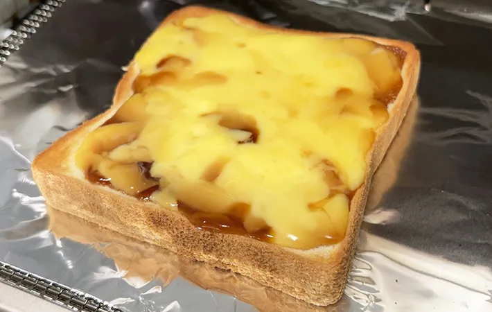 フレンチトーストの焼き上がりの画像（撮影：キジカク）