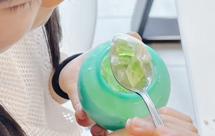 子どもが食べている画像（撮影：キジカク）