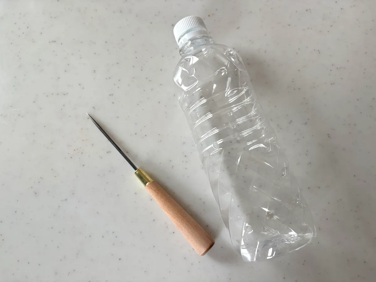 ペットボトルの画像（撮影：エニママ）