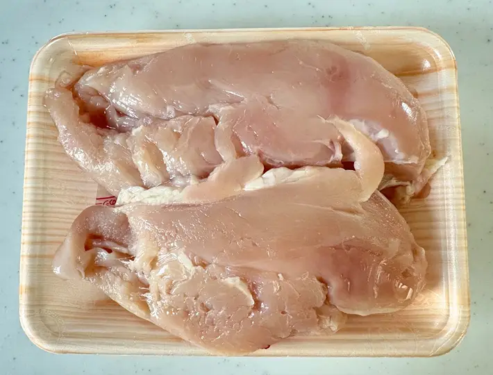 鶏むね肉の画像（撮影：エニママ）