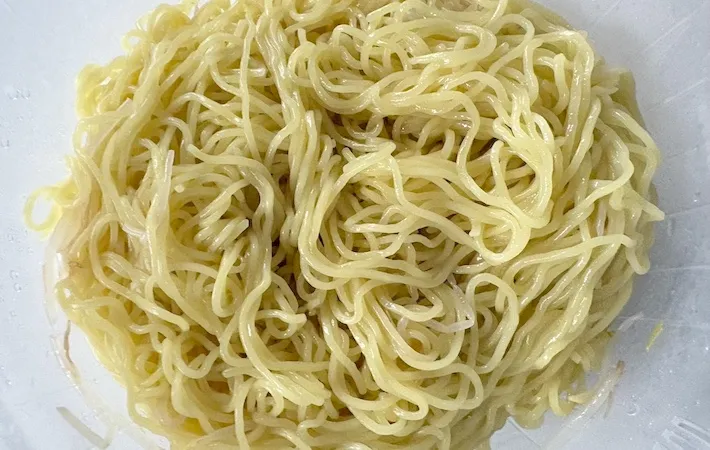 ごま油をまぶした画像（撮影：エニママ）