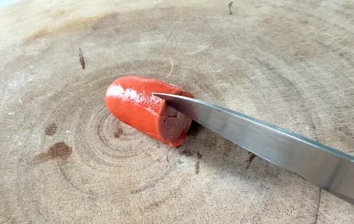 更に十字に切り込みを入れている画像（撮影：エニママ）