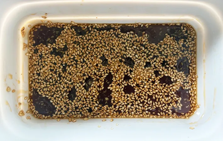 漬けダレの材料を耐熱容器に入れた画像（撮影：エニママ）
