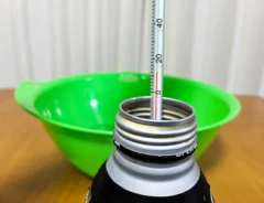 ペットボトルを一気に冷やす検証写真（撮影：grapeライフハック編集部）