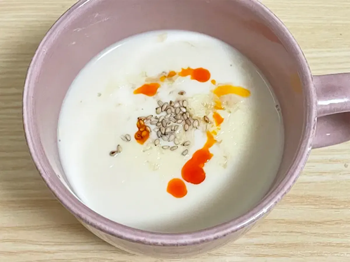 豆乳と『味ぽん』で作ったスープの写真（撮影：grapeフード編集部）