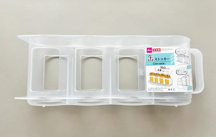 『DAISO 缶ストッカー』の写真（撮影：ワード）