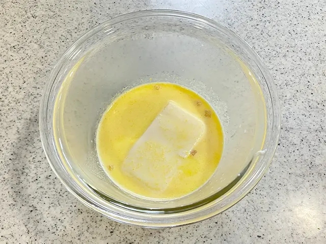 コーンスープに豆腐を合わせた場面（撮影：grapeフード編集部）
