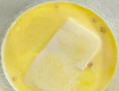 コーンスープに豆腐を合わせた場面（撮影：grapeフード編集部）
