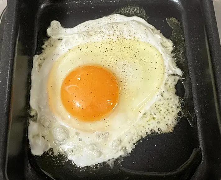 目玉焼きの写真（撮影：grapeフード編集部）
