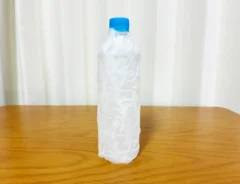 ペットボトルの検証写真(撮影:grapeライフハック編集部)