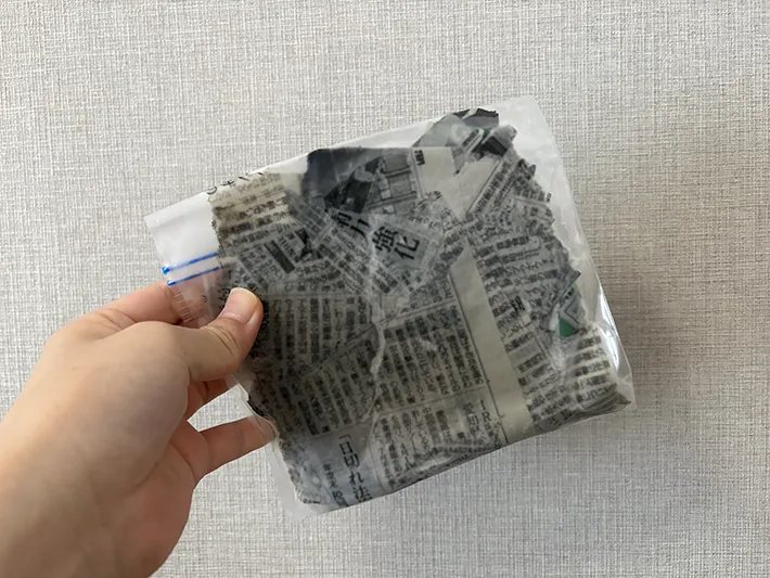 新聞紙の画像