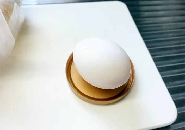 ハーゲンダッツの蓋の活用写真（撮影：grapeライフハック編集部）