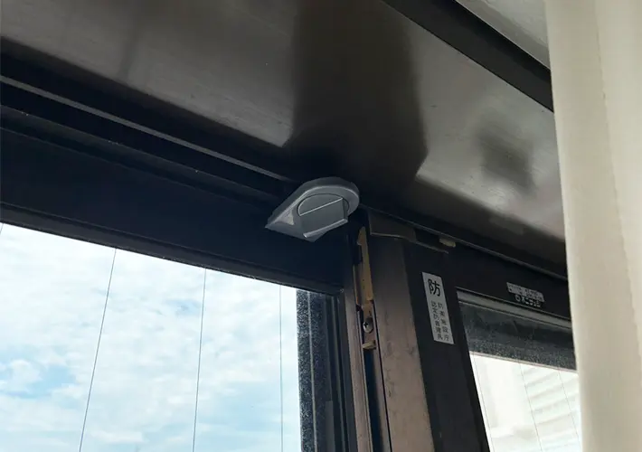 開かずの窓の写真（撮影：grape編集部）