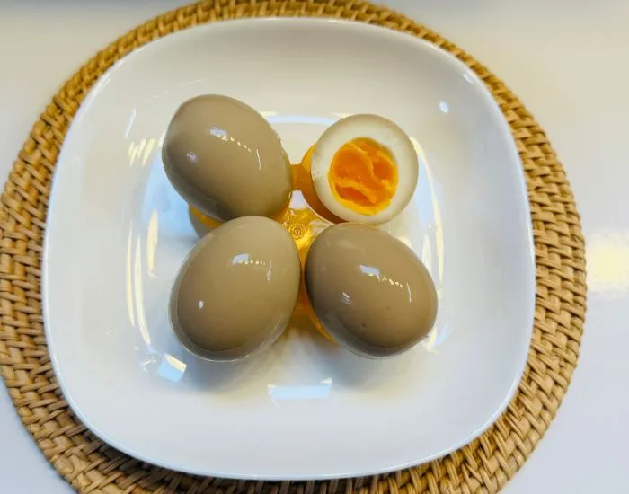 『味付けたまごメーカー』で漬けたゆで卵（撮影：grapeフード編集部）