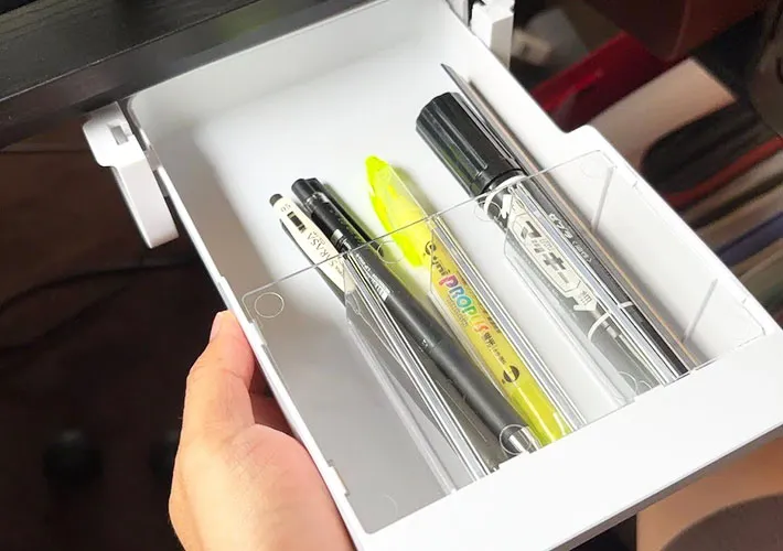 引き出しケースに文房具を入れた画像（撮影：キジカク）