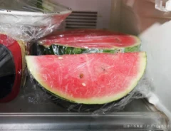 スイカの画像