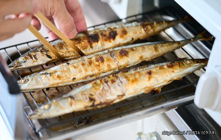 『グリルで秋刀魚を焼く』の写真