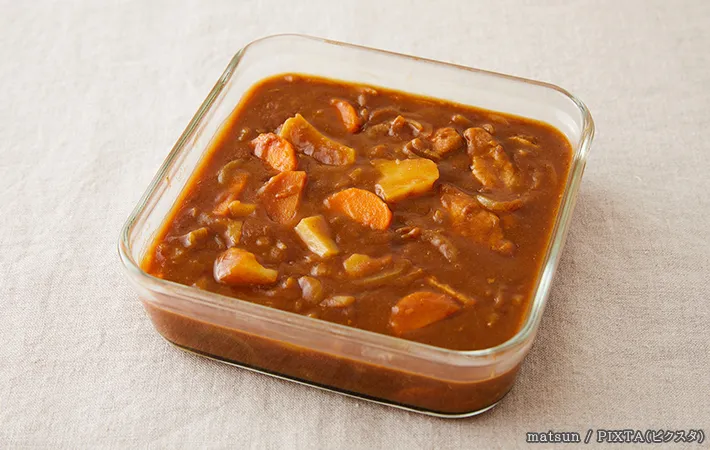 カレーを保存する写真