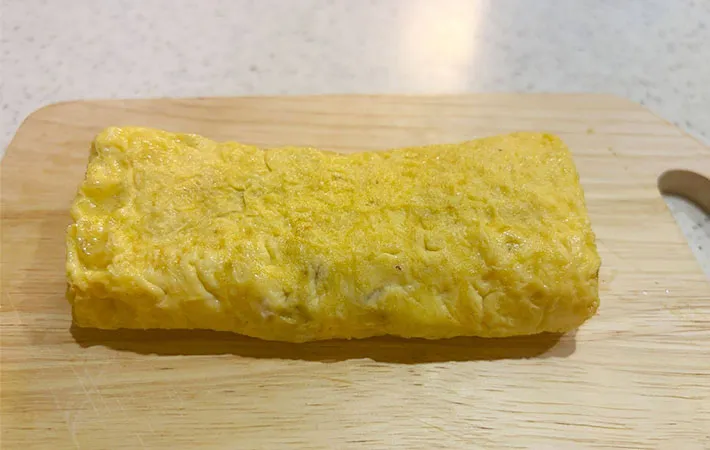 切る前の玉子焼きの画像（撮影:エニママ）