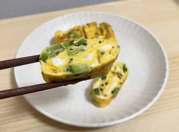 ゴーヤとゴマ塩の玉子焼きの写真（撮影：grapeフード編集部）